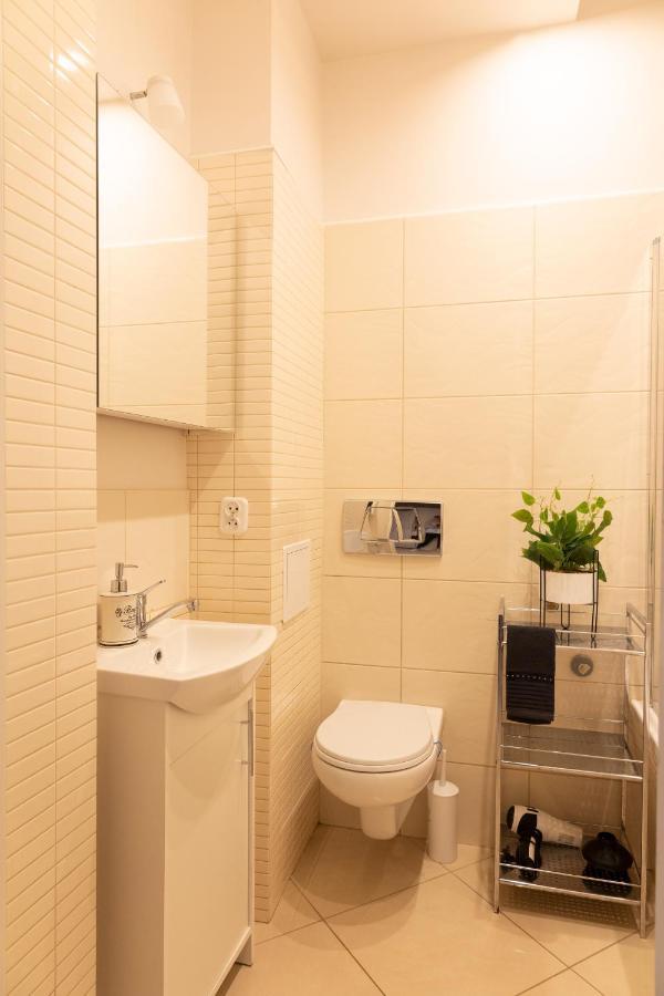 Clicktheflat Aleje Jerozolimskie Center Pensionat
